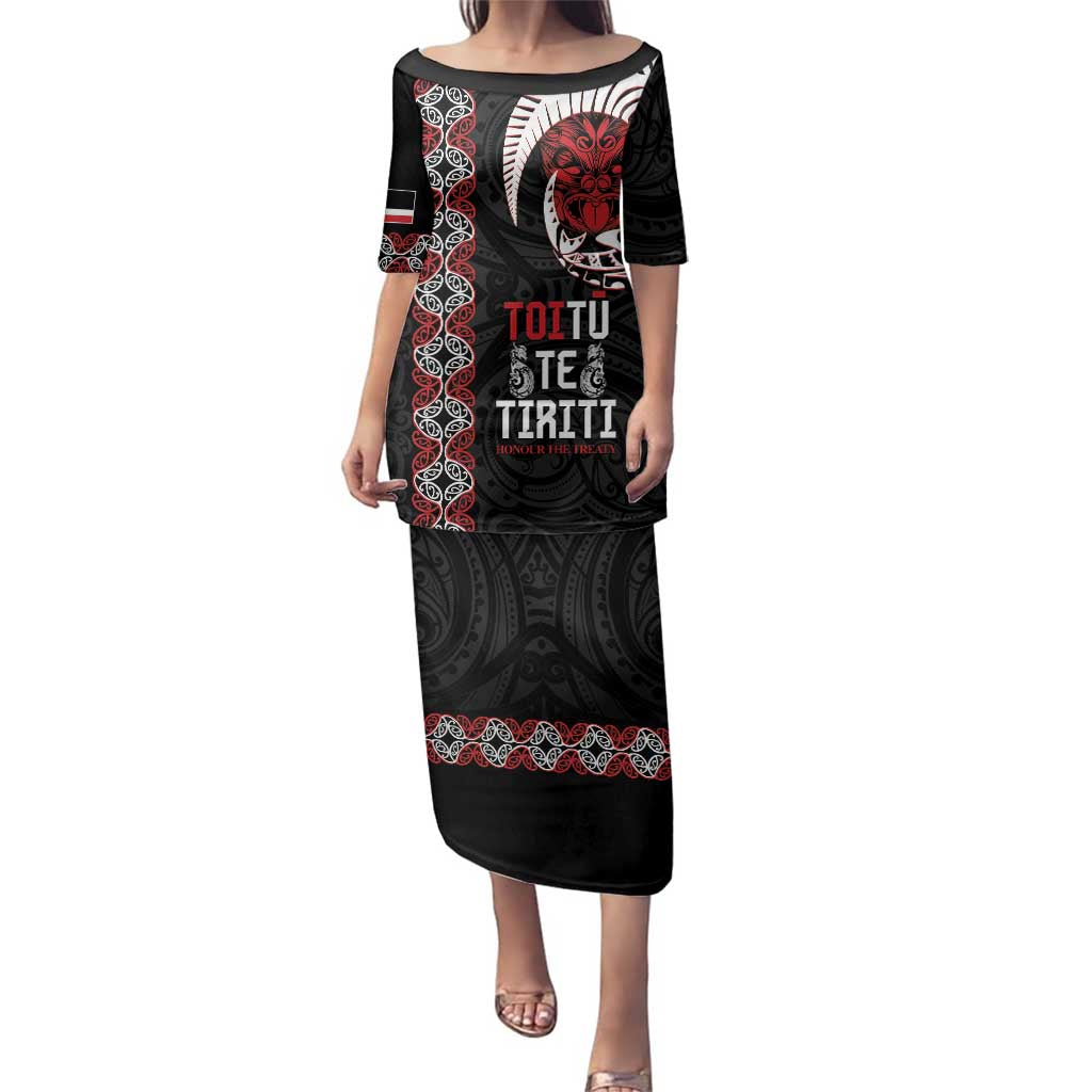 Aotearoa Toitu Te Tiriti Family Matching Puletasi and Hawaiian Shirt Honour The Treaty Maori Haka LT14 Mom's Dress Black - Polynesian Pride