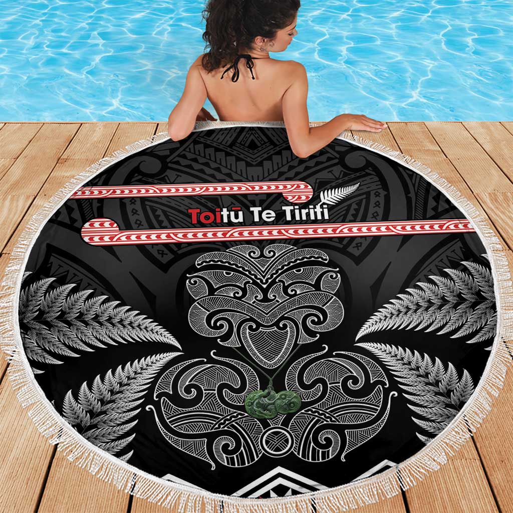 Aotearoa Toitu Te Tiriti Beach Blanket Stand Together! Stand Stronger! - NZ Tiki