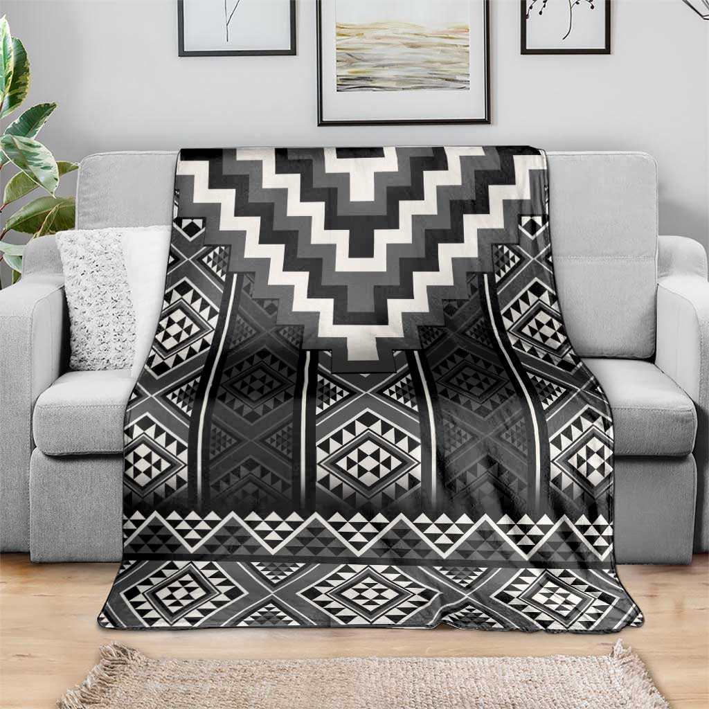 Black Taniko Aotearoa Blanket Niho Taniwha Mix Poutama LT14