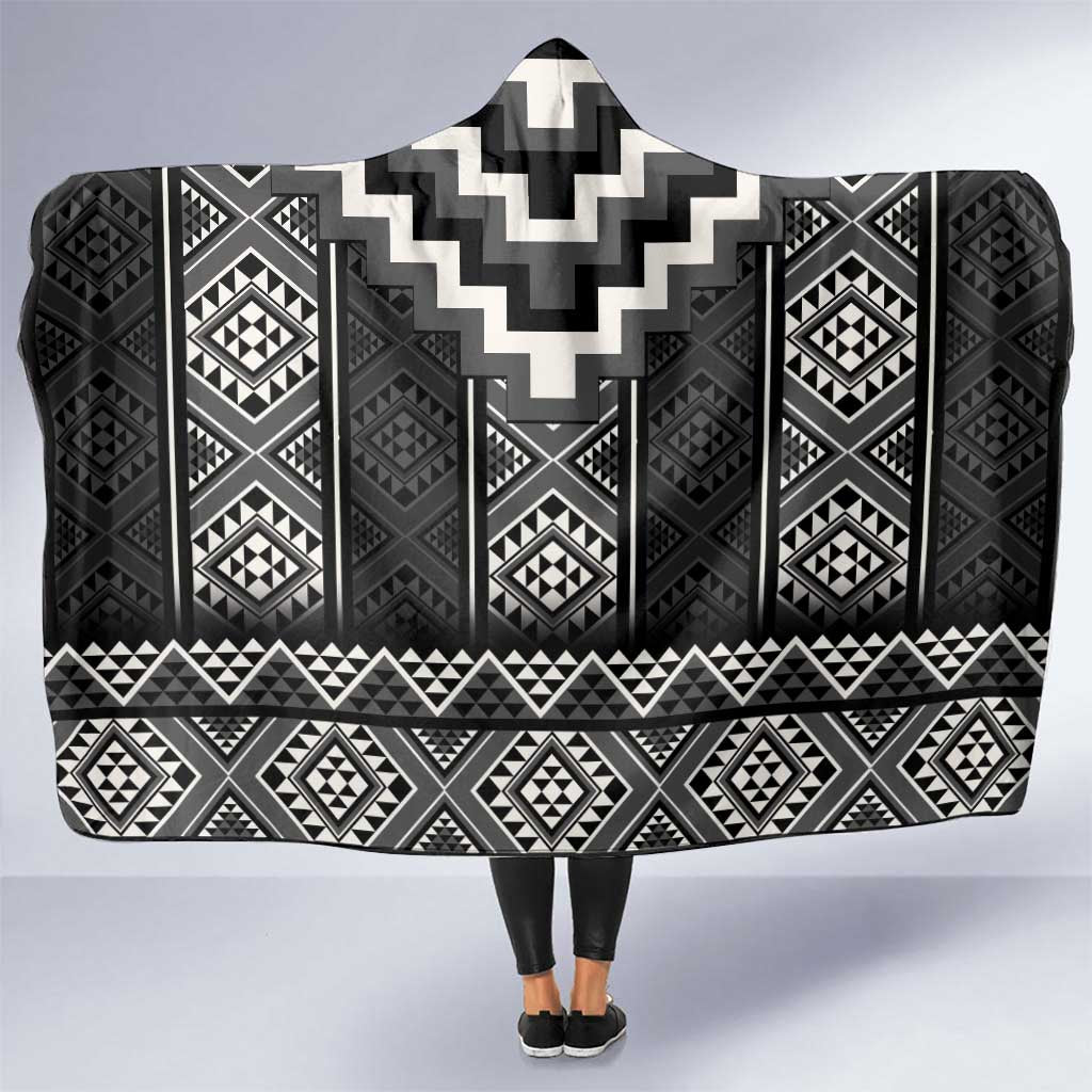 Black Taniko Aotearoa Hooded Blanket Niho Taniwha Mix Poutama LT14
