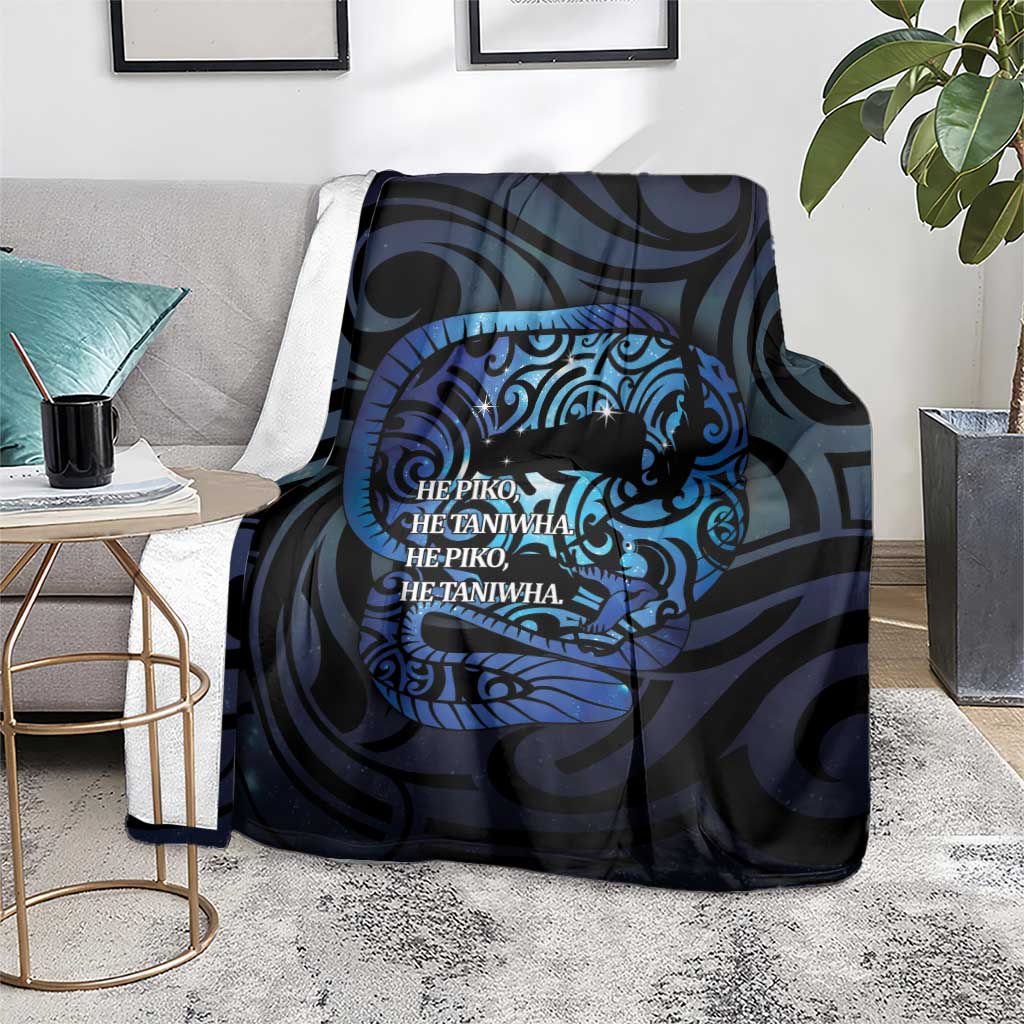 Tuna Eel New Zealand Matariki Blanket He Piko He Taniwha Maori Pattern