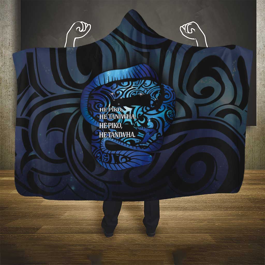 Tuna Eel New Zealand Matariki Hooded Blanket He Piko He Taniwha Maori Pattern LT14 - Polynesian Pride