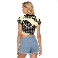 Black Palaka Hawaii Raglan Cropped T Shirt Kukui Nut Pikake Lei Hawaiian Tapa Pattern - Polynesian Pride