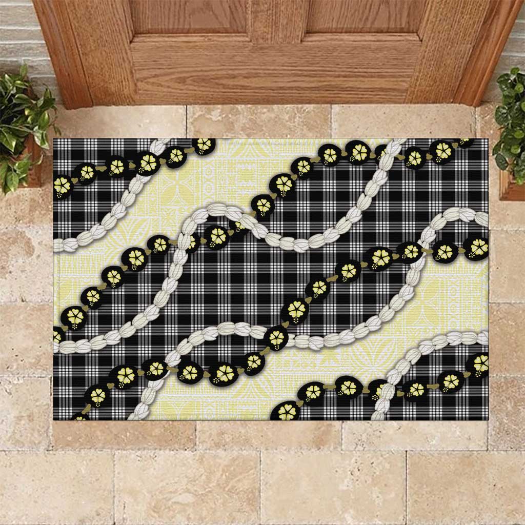 Black Palaka Hawaii Rubber Doormat Kukui Nut Pikake Lei Hawaiian Tapa Pattern - Polynesian Pride