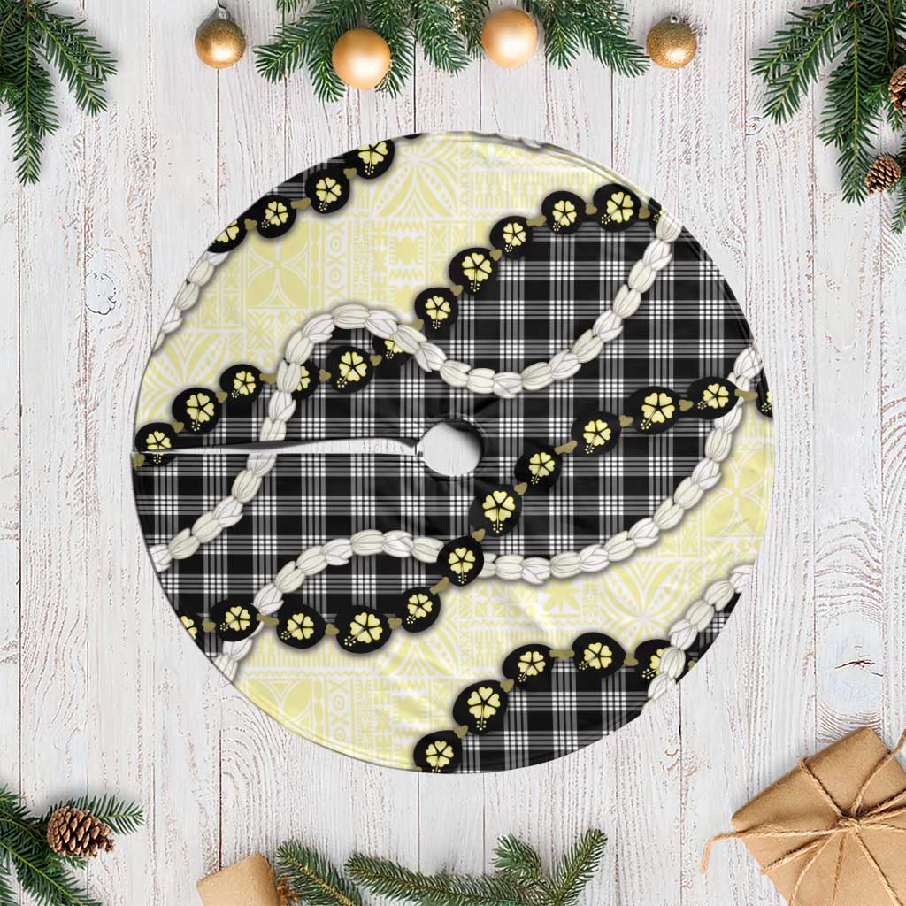 Black Palaka Hawaii Tree Skirt Kukui Nut Pikake Lei Hawaiian Tapa Pattern - Polynesian Pride