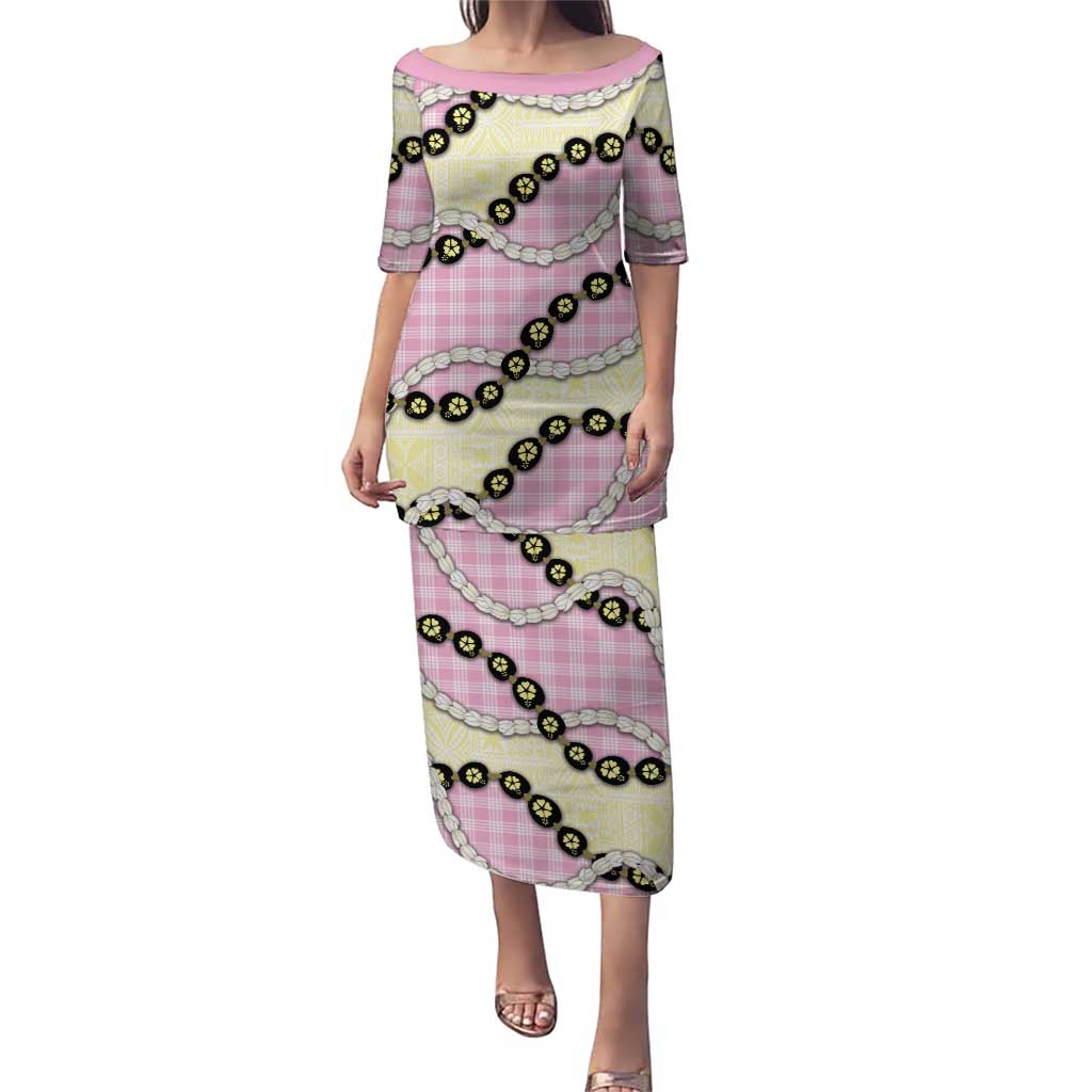 Pink Palaka Hawaii Family Matching Puletasi and Hawaiian Shirt Kukui Nut Pikake Lei Hawaiian Tapa Pattern LT14 Mom's Dress Pink - Polynesian Pride
