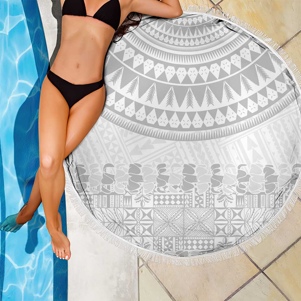 Niue White Sunday Beach Blanket Tapu Fanau Ia Puakenikeni Hiapo Pattern - Polynesian Pride