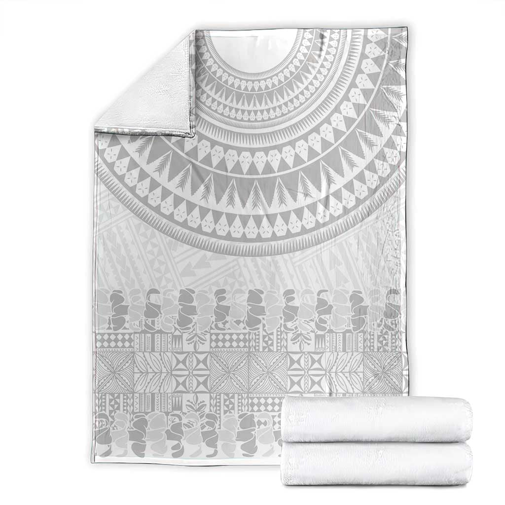 Niue White Sunday Blanket Tapu Fanau Ia Puakenikeni Hiapo Pattern - Polynesian Pride