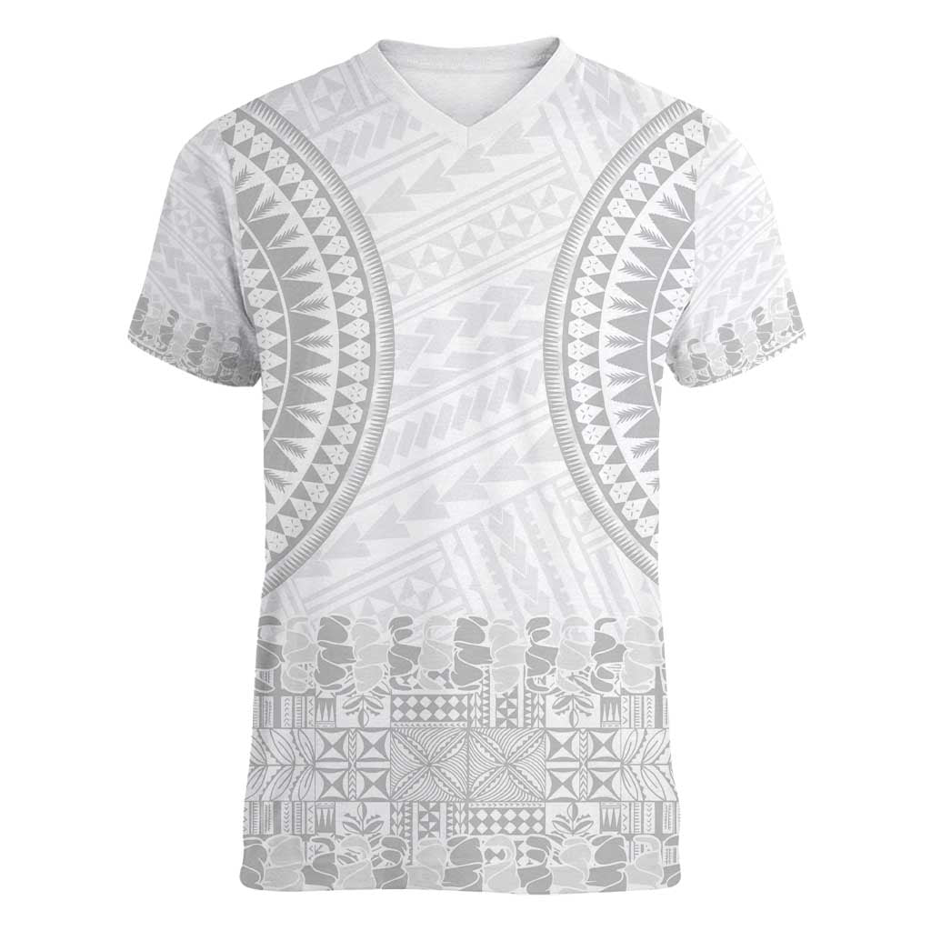 Niue White Sunday Women V-Neck T-Shirt Tapu Fanau Ia Puakenikeni Hiapo Pattern - Polynesian Pride