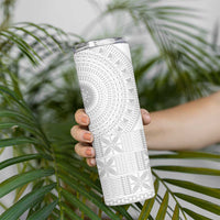 Niue White Sunday Skinny Tumbler Half Hiapo Pattern Vibes - Polynesian Pride