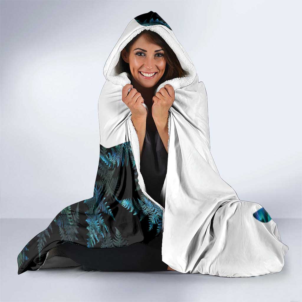 New Zealand Lawn Bowls Custom Hooded Blanket Aotearoa Silver Fern Paua Shell - Polynesian Pride