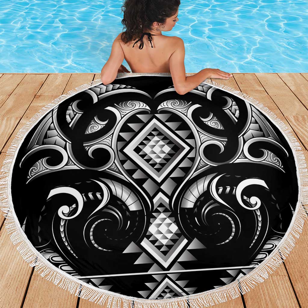 Black Ngaru Taniko With Aotearoa Maori Tattoo Beach Blanket