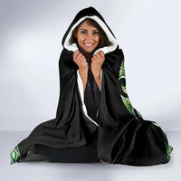 Green Ngaru Taniko With Aotearoa Maori Tattoo Hooded Blanket