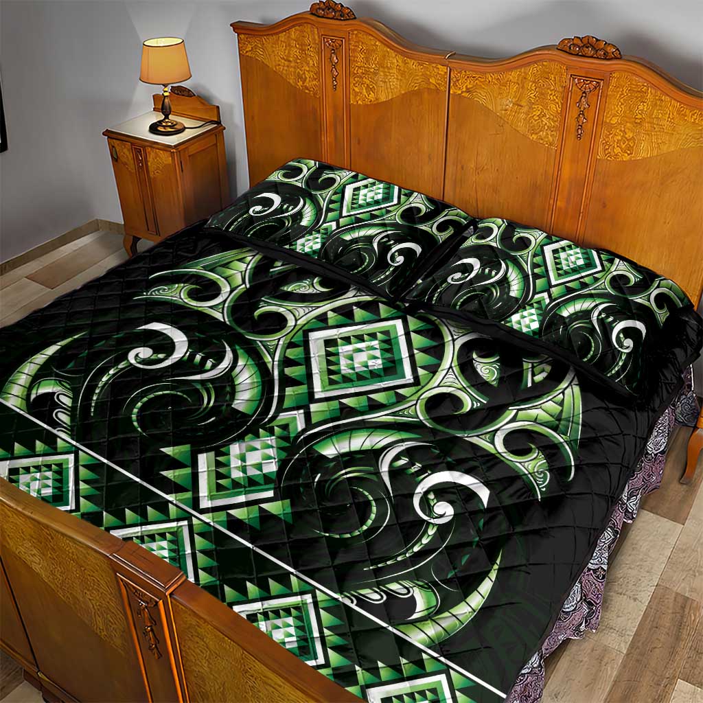 Green Ngaru Taniko With Aotearoa Maori Tattoo Quilt Bed Set