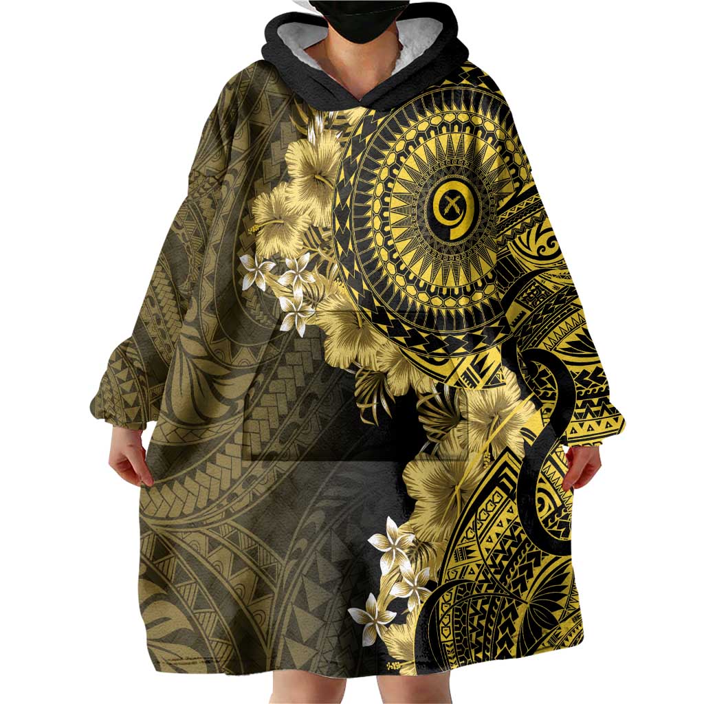 Vanuatu Wearable Blanket Hoodie Hibisus Polynesian Pattern Gold LT14 - Polynesian Pride