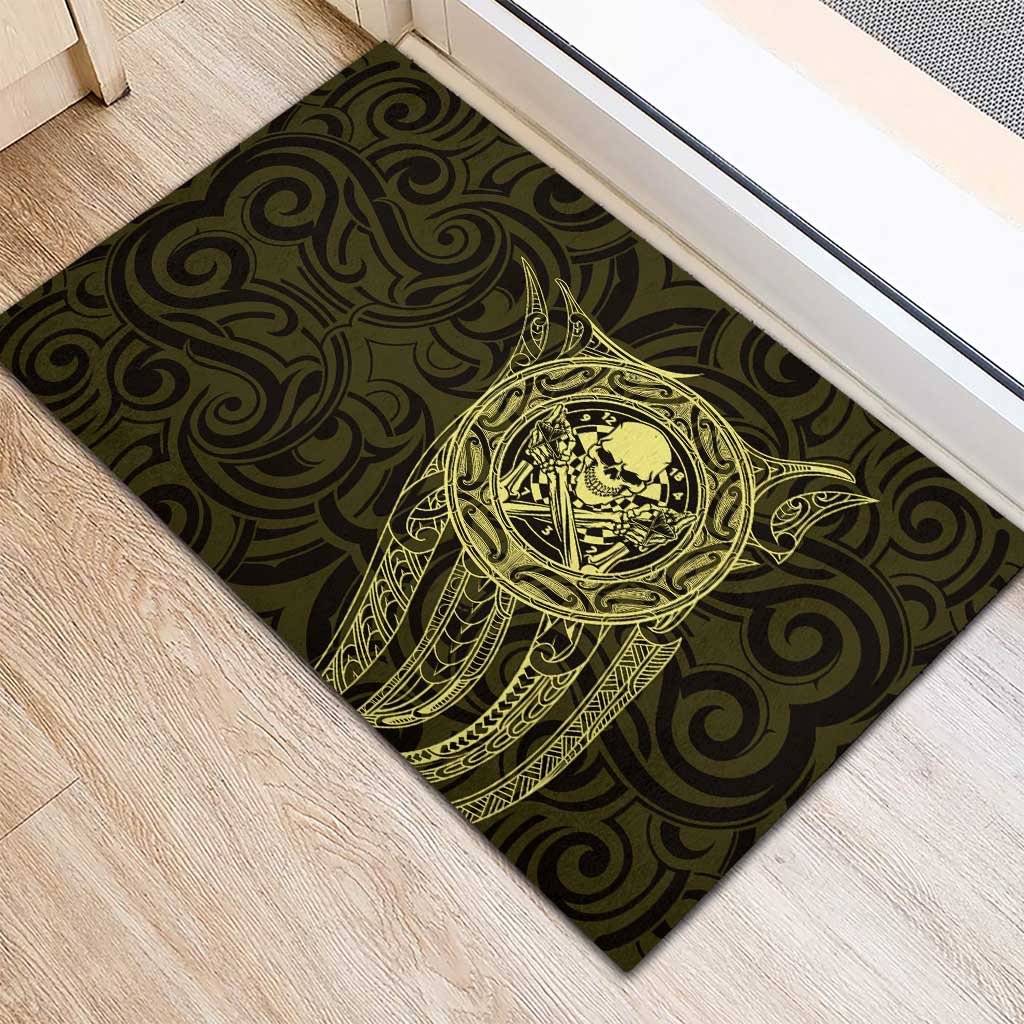 New Zealand Skull Darts Rubber Doormat Aotearoa Maori Chest Tattoo Stylized Gold - Polynesian Pride
