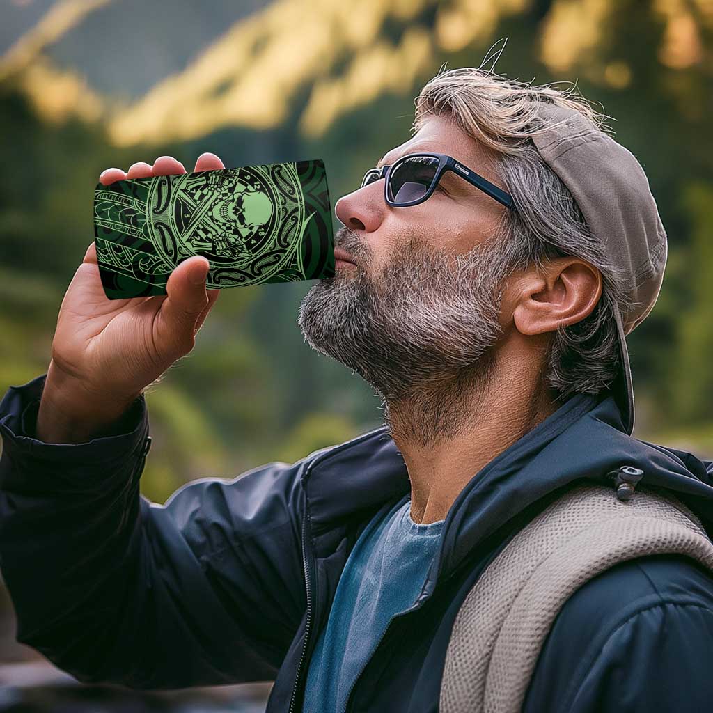 New Zealand Skull Darts 4 in 1 Can Cooler Tumbler Aotearoa Maori Chest Tattoo Stylized Green - Polynesian Pride