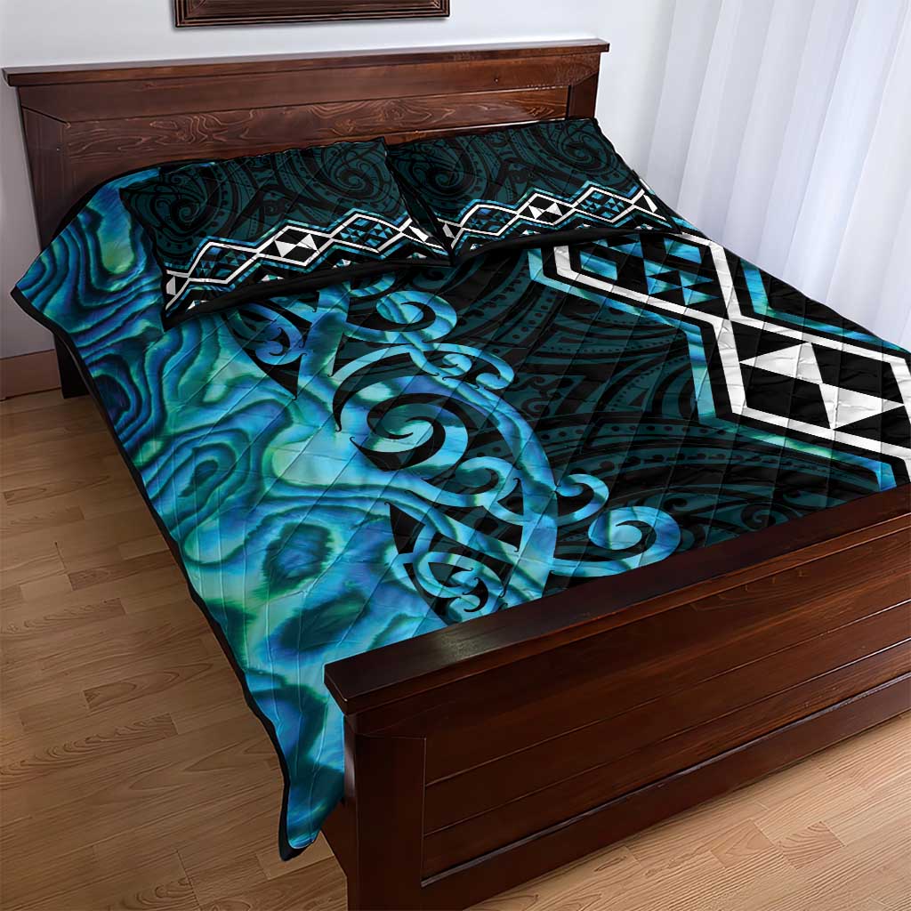 Turquoise Aotearoa Quilt Bed Set Taniko Motifs With Paua Shell Kowhaiwhai