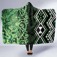 Green Aotearoa Hooded Blanket Taniko Motifs With Paua Shell Kowhaiwhai