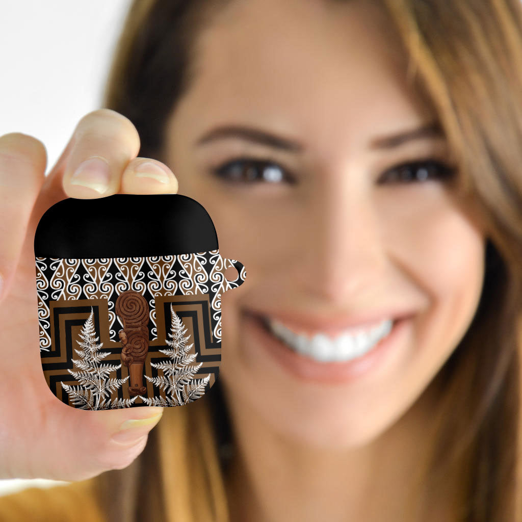 Wahaika New Zealand AirPods Case Maori Weapon Kowhaiwhai Fern Poutama Motifs