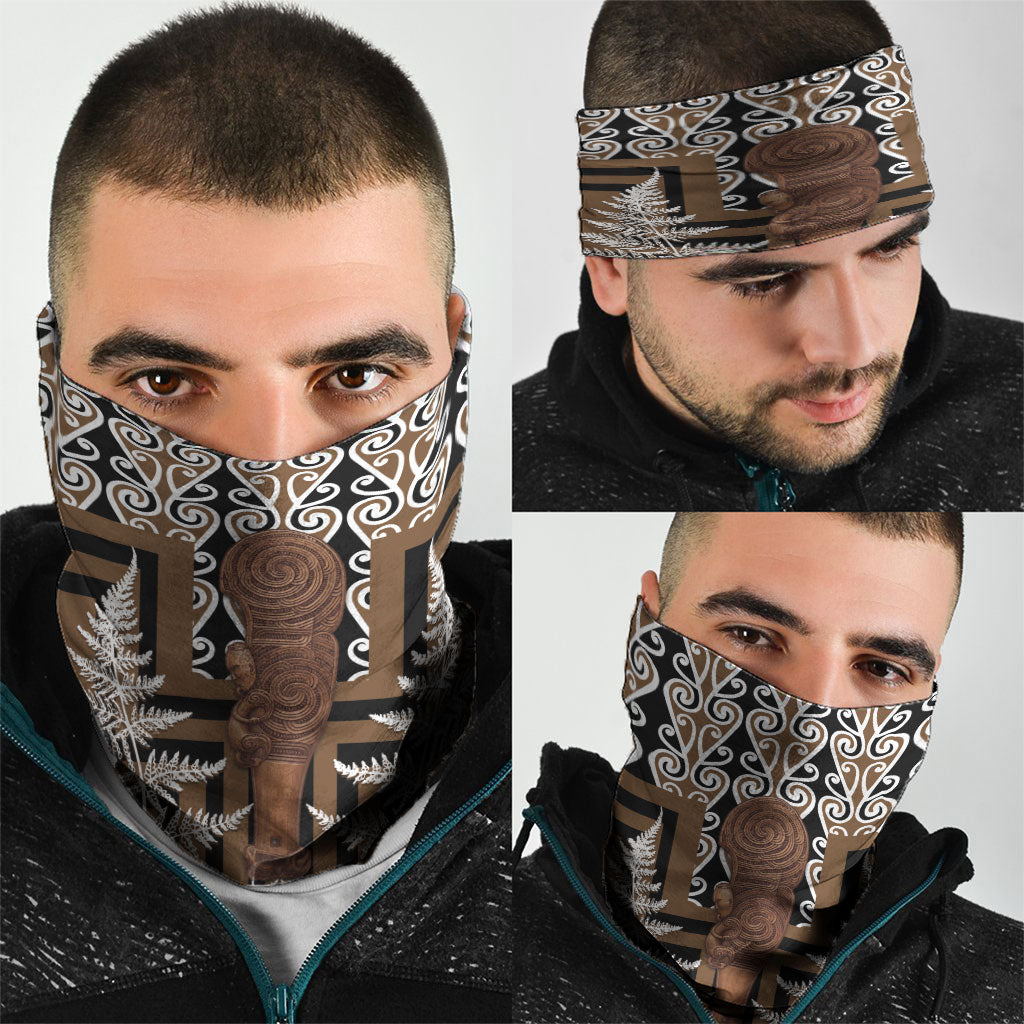 Wahaika New Zealand Neck Gaiter Maori Weapon Kowhaiwhai Fern Poutama Motifs
