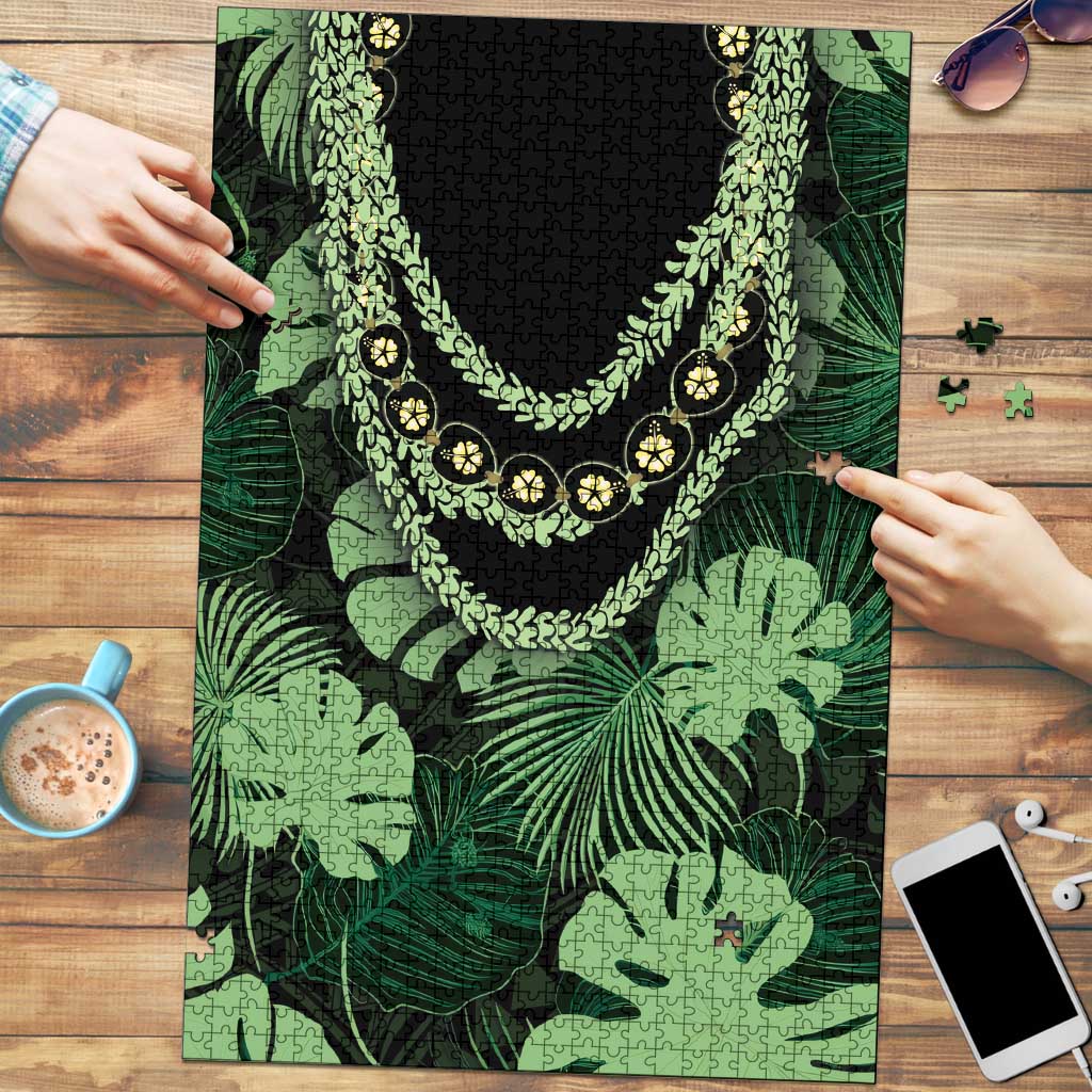 Green Hawaii Kukui Nut Lei Puzzle Hawaiian Pattern Monstera Tropical Vibes - Polynesian Pride