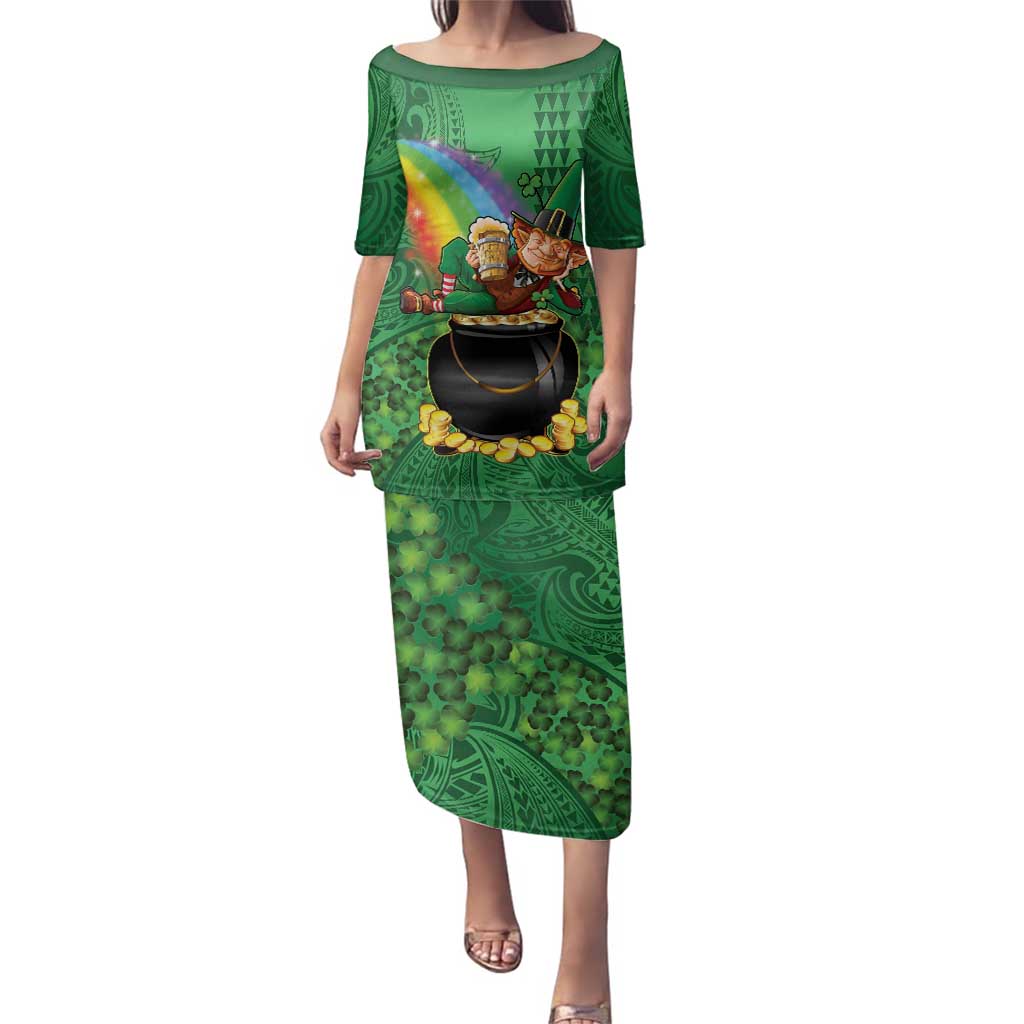 Hawaii Saint Patrick's Day Family Matching Puletasi and Hawaiian Shirt Funny Leprechaun With Pot Of Gold - Polynesian Tattoo LT14 Mom's Dress Green - Polynesian Pride