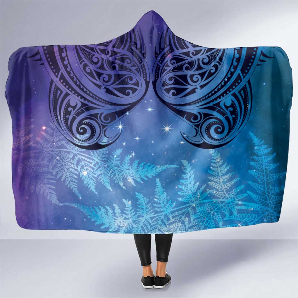 New Zealand Matariki Hooded Blanket Aotearoa Maori New Year Galaxy Maori Silver Fern LT14 One Size Blue - Polynesian Pride