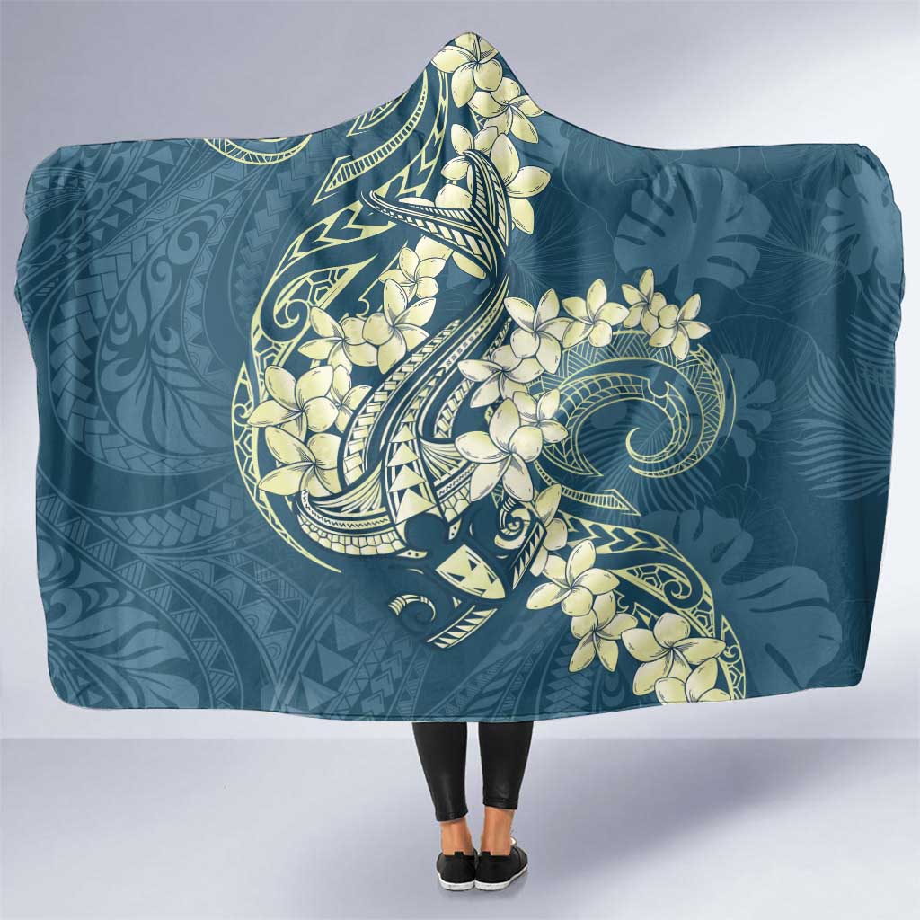 Cyan Polynesia Hammerhead Shark Tattoo With Plumeria Lei Hooded Blanket