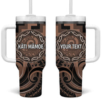Aotearoa Kati Mamoe Personalised Tumbler With Handle Maori Iwi Poutama Puhoro Tattoo LT14 One Size: 40 oz Brown - Polynesian Pride
