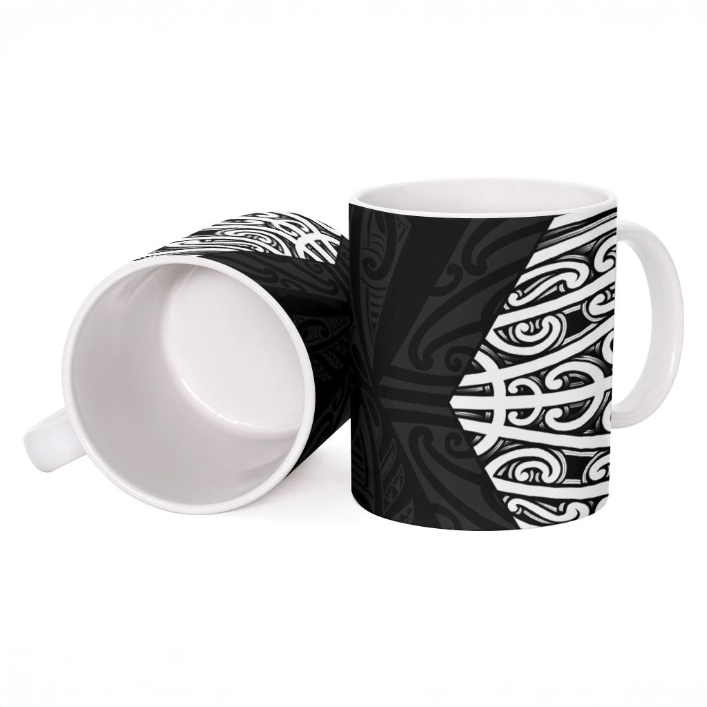 Black New Zealand Puhoro Maori Tattoo Ceramic Mug