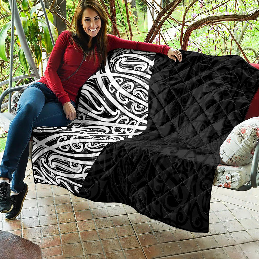 Black New Zealand Puhoro Maori Tattoo Quilt