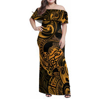 New Zealand Tuatara Family Matching Off Shoulder Maxi Dress and Hawaiian Shirt Aotearoa Maori Clematis Flowers - Gold LT14 Mom's Dress Gold - Polynesian Pride