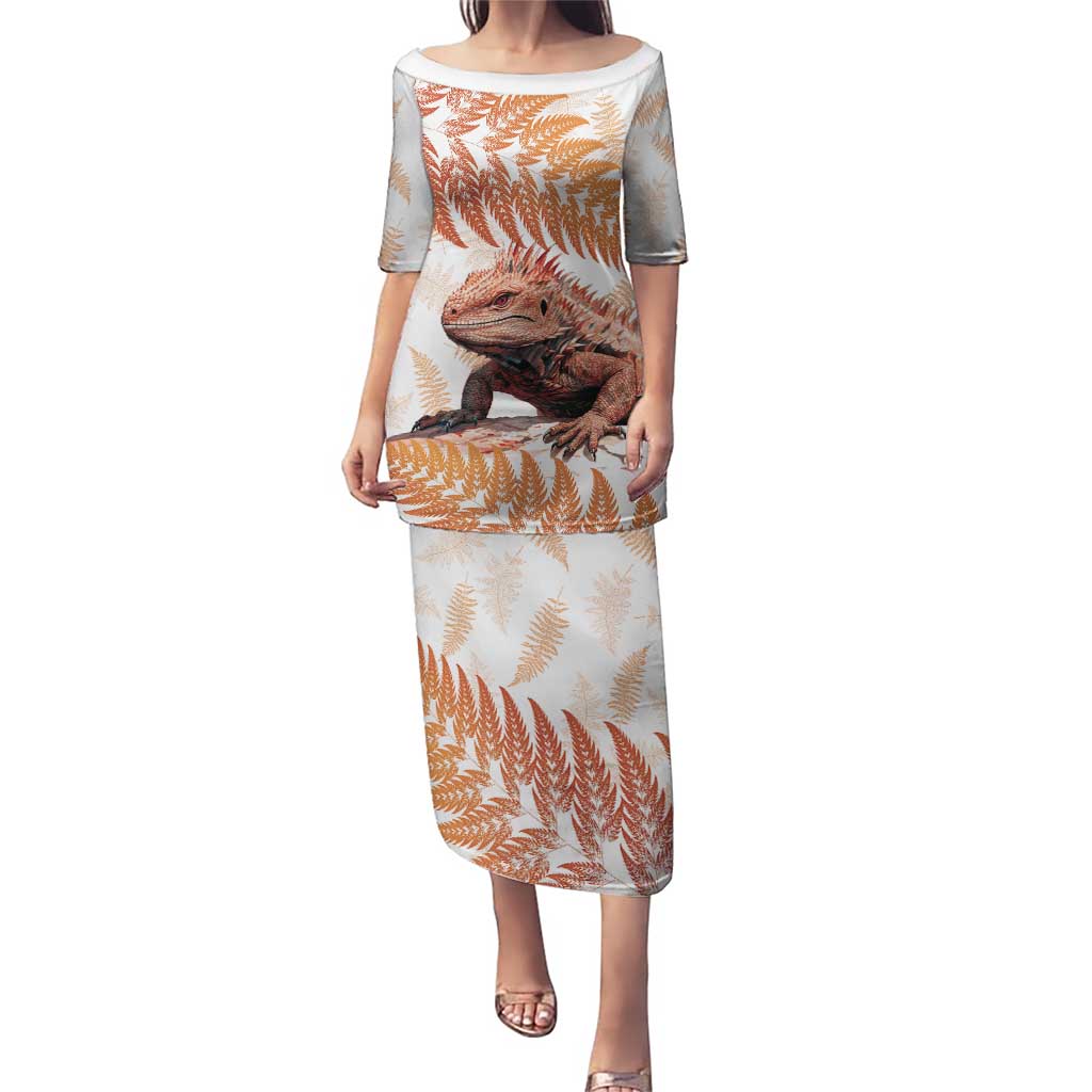 Red New Zealand Tuatara Puletasi Aotearoa Sphenodon Punctatus Silver Fern