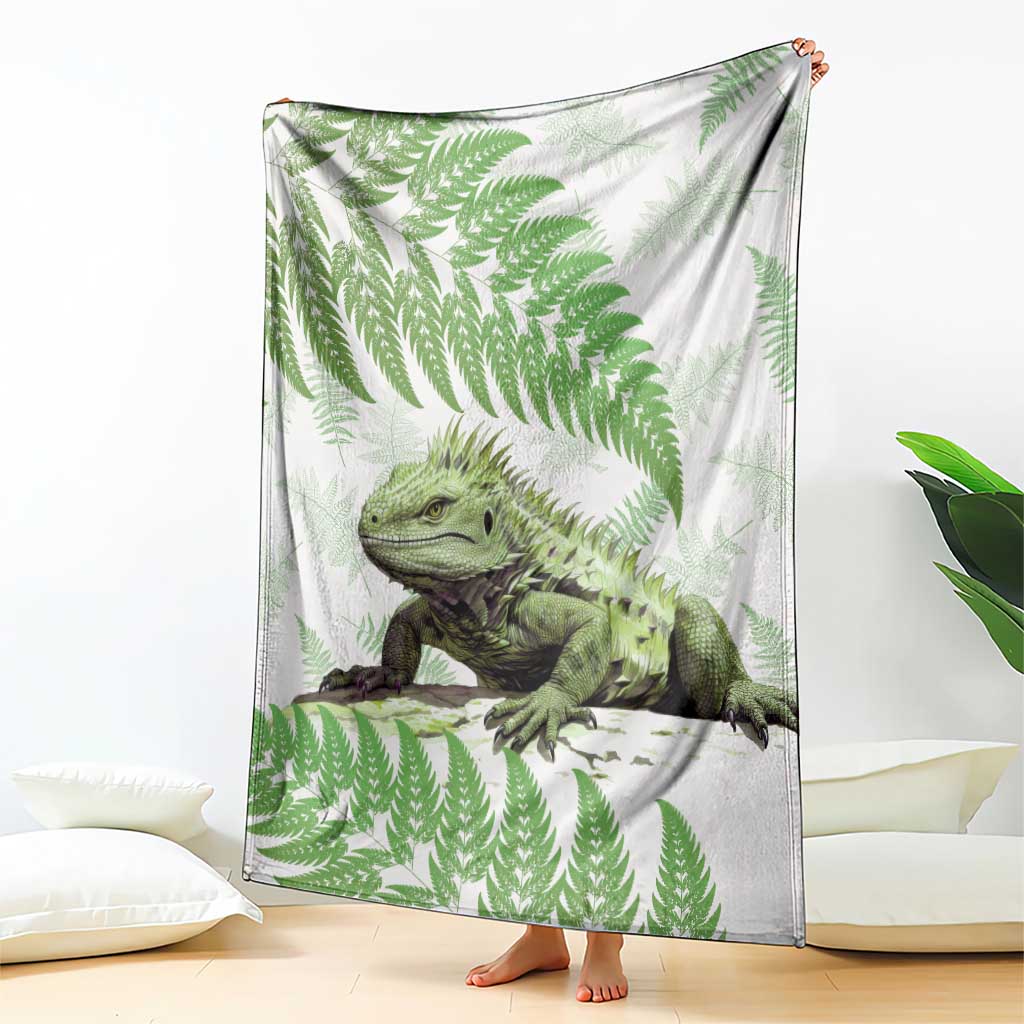 Green New Zealand Tuatara Blanket Aotearoa Sphenodon Punctatus Silver Fern