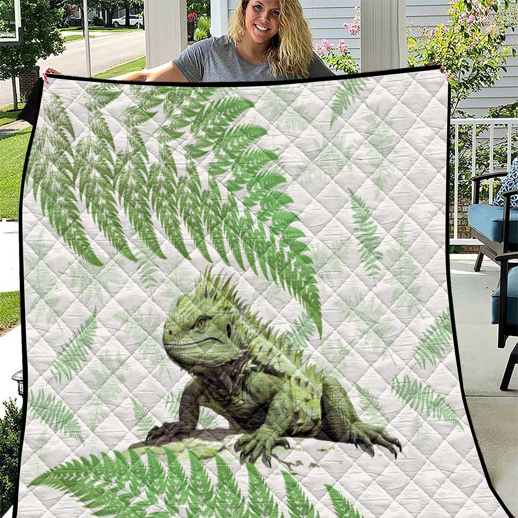 Green New Zealand Tuatara Quilt Aotearoa Sphenodon Punctatus Silver Fern LT14 Green - Polynesian Pride
