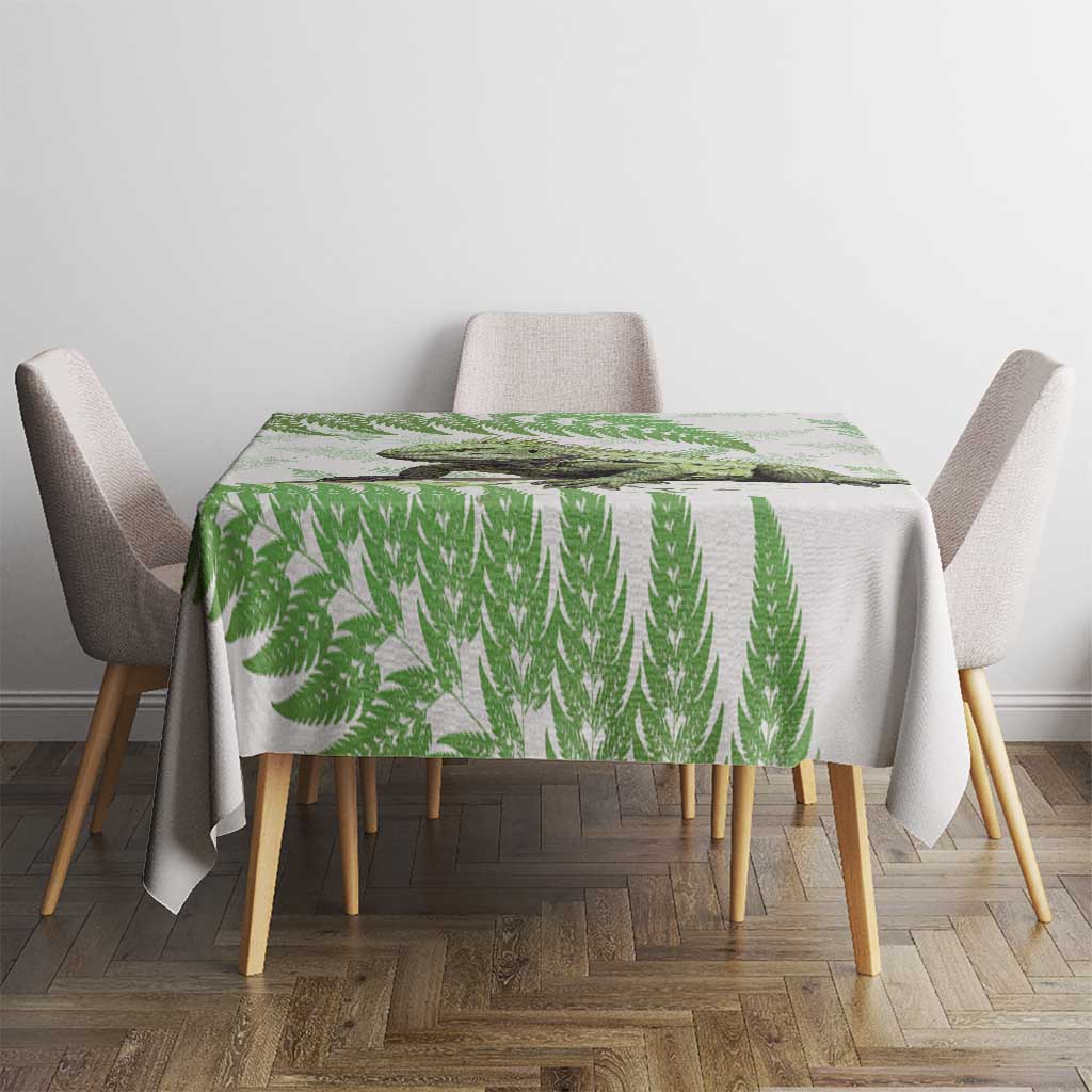 Green New Zealand Tuatara Tablecloth Aotearoa Sphenodon Punctatus Silver Fern LT14 - Polynesian Pride