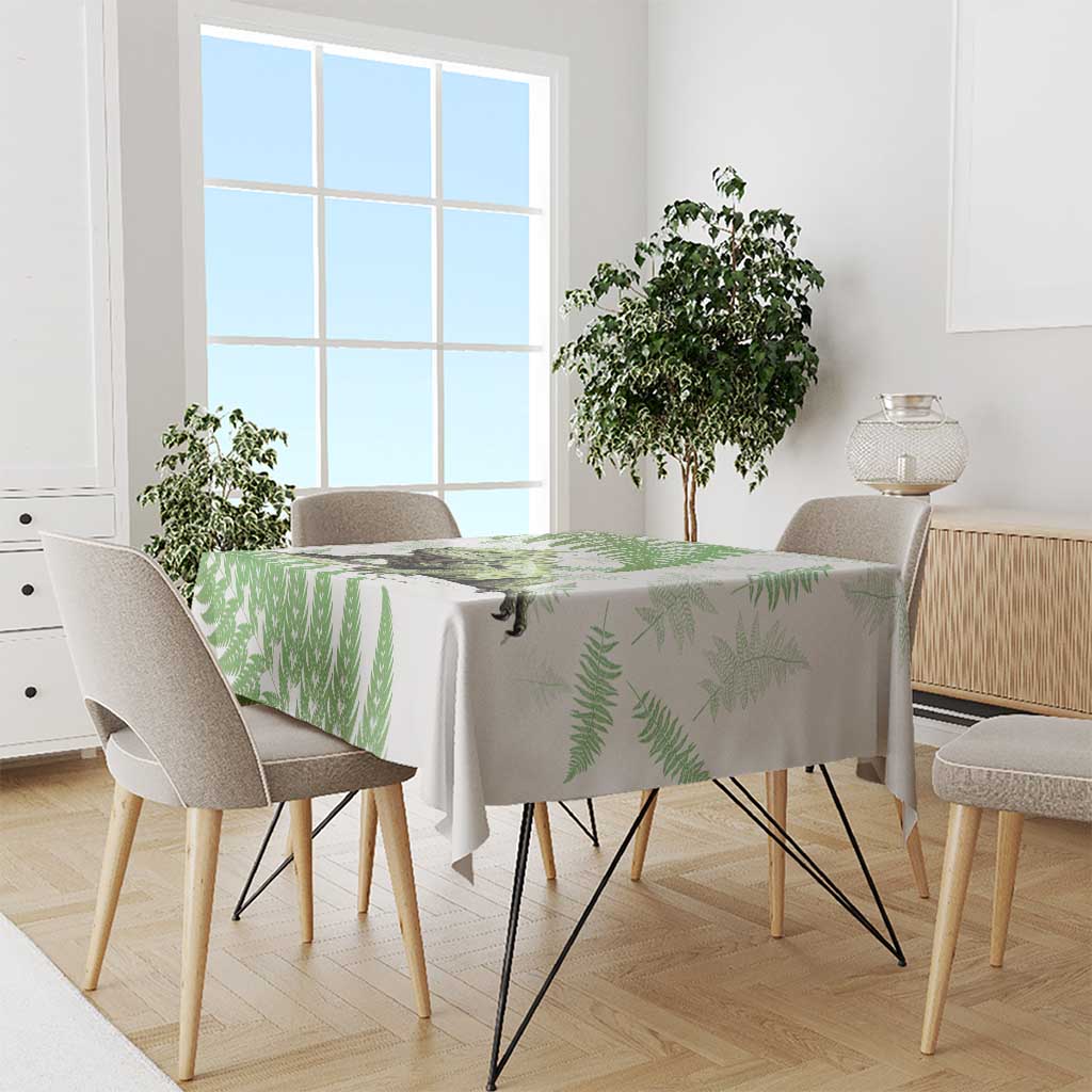 Green New Zealand Tuatara Tablecloth Aotearoa Sphenodon Punctatus Silver Fern LT14 - Polynesian Pride