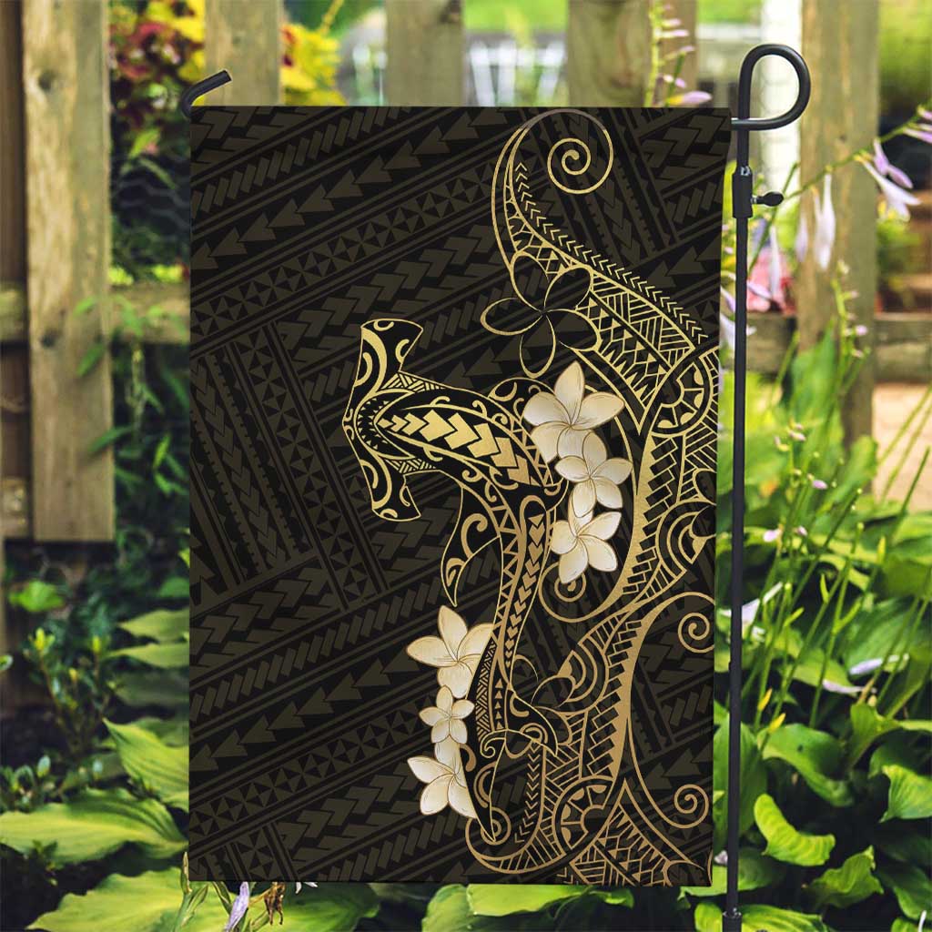 Black and Gold Hawaii Garden Flag Hammerhead Shark Tattoo Curve Polynesian - Polynesian Pride