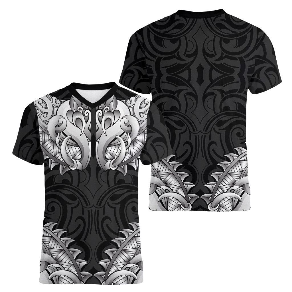 New Zealand Ta Moko Women V-Neck T-Shirt Aotearoa Maori Chest Tattoo Black