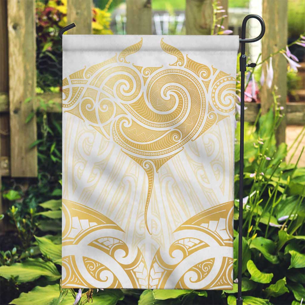 Gold White New Zealand Manta Ray Garden Flag Aotearoa Maori Haehae - Polynesian Pride