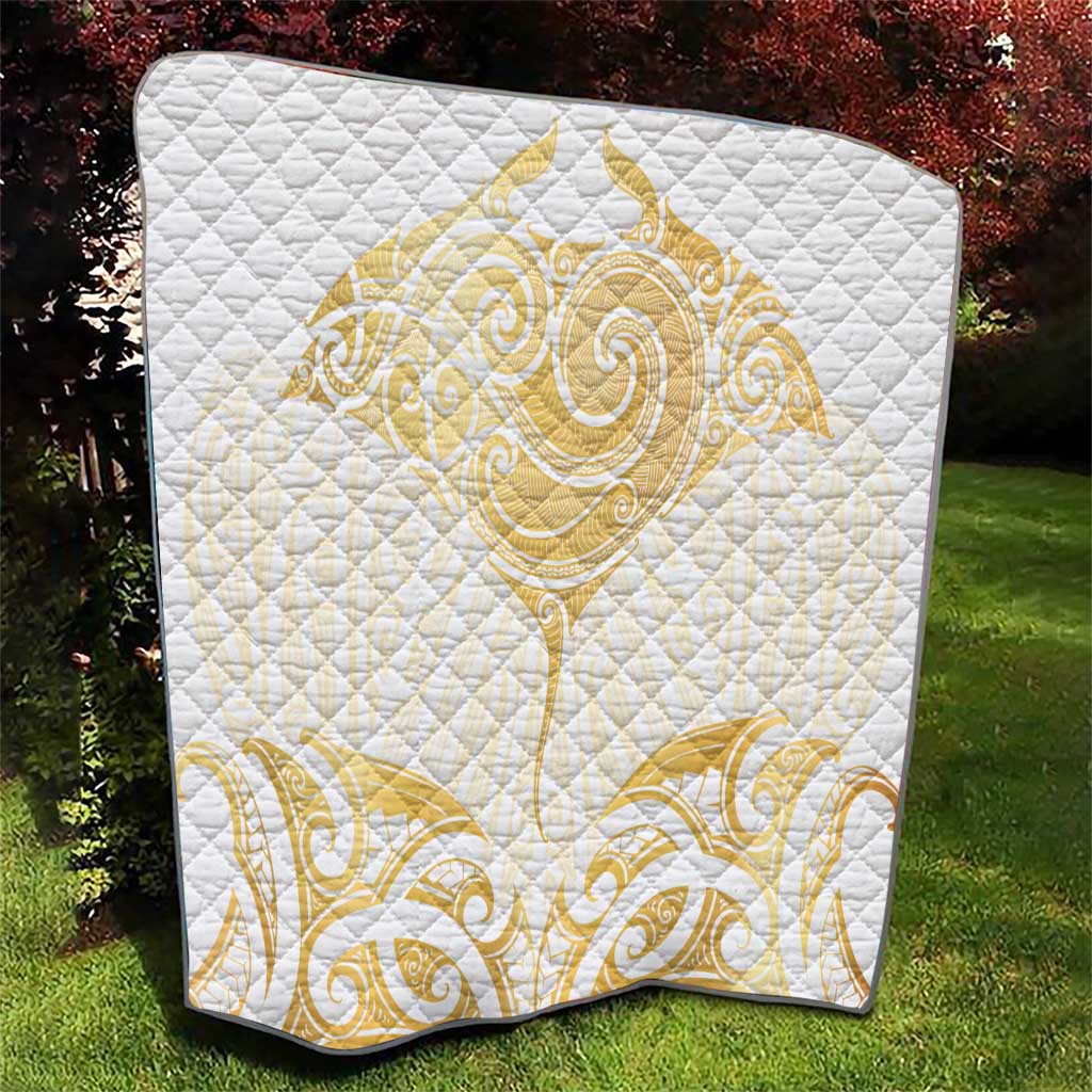 Gold White New Zealand Manta Ray Quilt Aotearoa Maori Haehae - Polynesian Pride