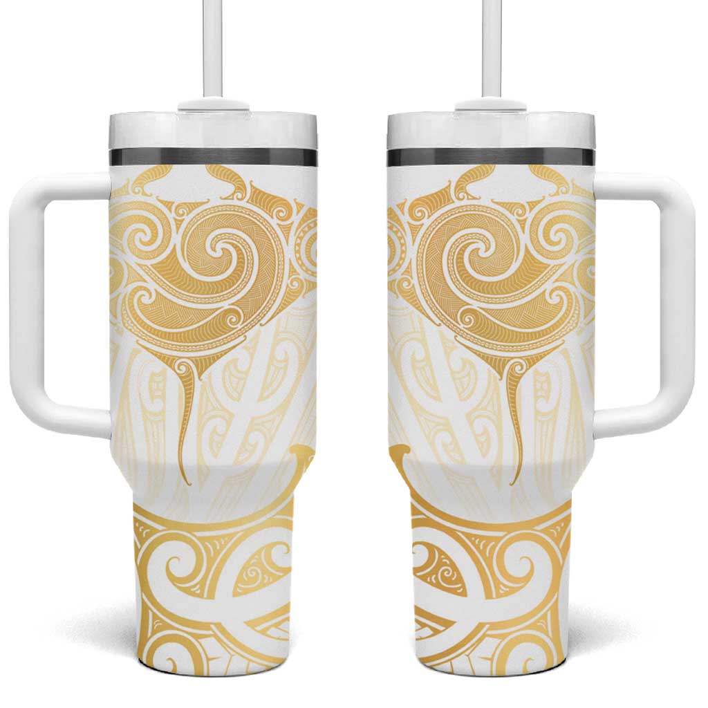 Gold White New Zealand Manta Ray Tumbler With Handle Aotearoa Maori Haehae LT14 One Size: 40 oz White - Polynesian Pride