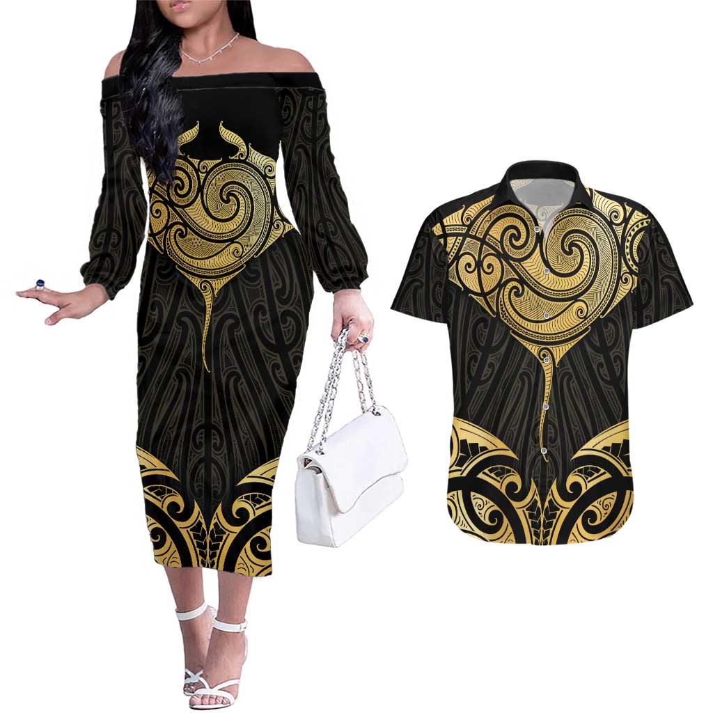 Gold Black New Zealand Manta Ray Couples Matching Off The Shoulder Long Sleeve Dress and Hawaiian Shirt Aotearoa Maori Haehae - Polynesian Pride