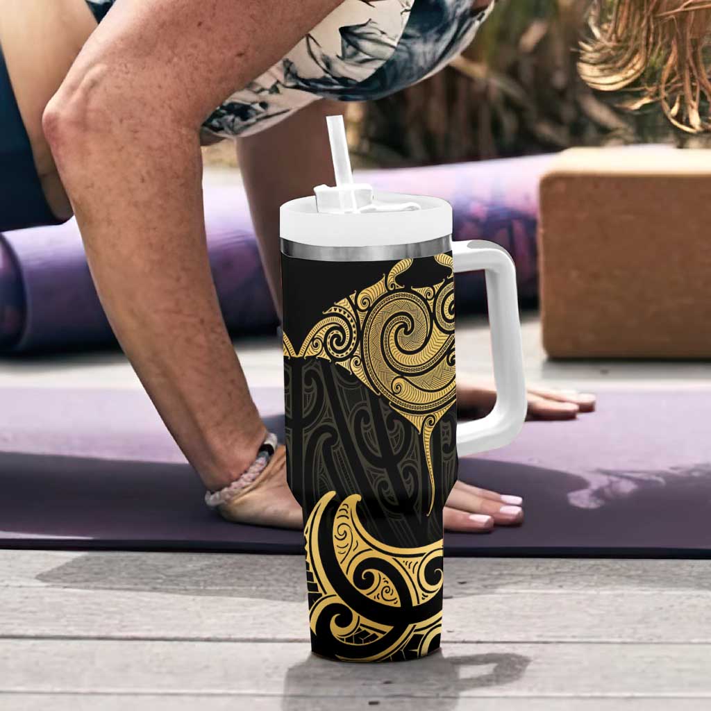 Gold Black New Zealand Manta Ray Tumbler With Handle Aotearoa Maori Haehae LT14 - Polynesian Pride