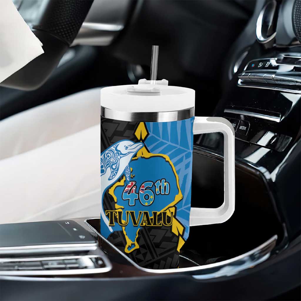 Tuvalu Independence Day Tumbler With Handle Manuia te tutokotasi o Tuvaluan Dolphin Tattoo LT14 - Polynesian Pride