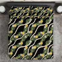 Hawaiian Pikake Maile Lei Bedding Set Tiare Hibiscus Kalo Palapalai Leaf Black LT19 Black - Polynesian Pride