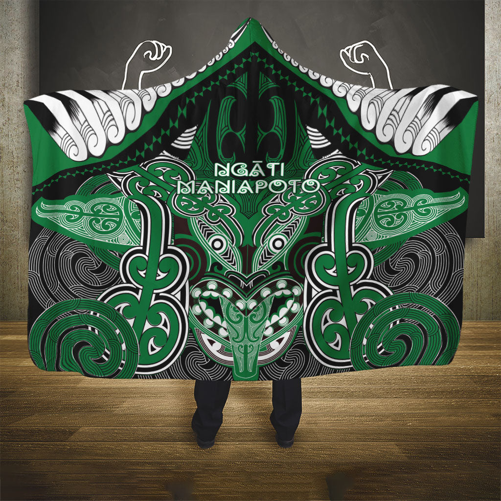 Aotearoa Iwi Ngati Maniapoto Hooded Blanket Maori Kowhaiwhai Pattern LT19 - Polynesian Pride