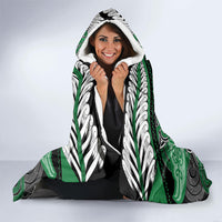 Aotearoa Iwi Ngati Maniapoto Hooded Blanket Maori Kowhaiwhai Pattern LT19 - Polynesian Pride