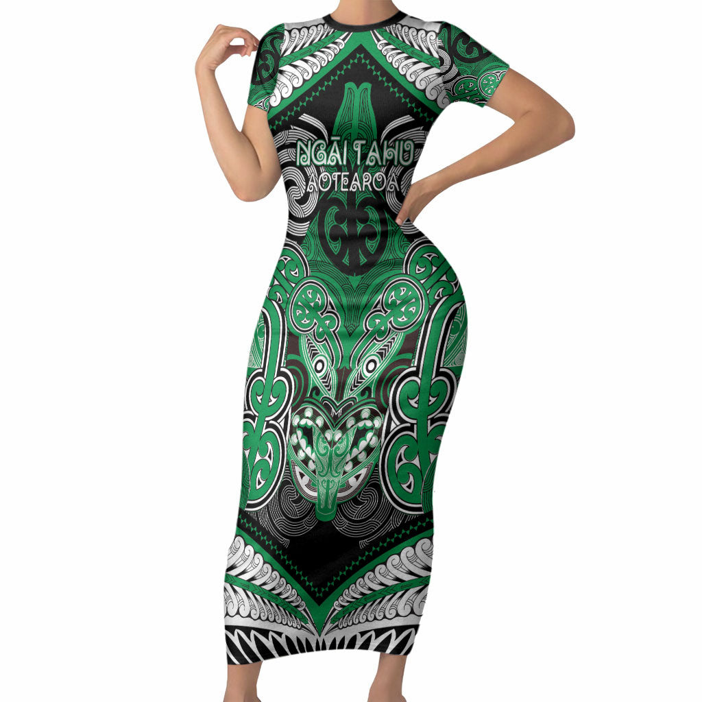 Aotearoa Iwi Ngai Tahu Personalised Short Sleeve Bodycon Dress Maori Kowhaiwhai Pattern LT19 Long Dress Green - Polynesian Pride